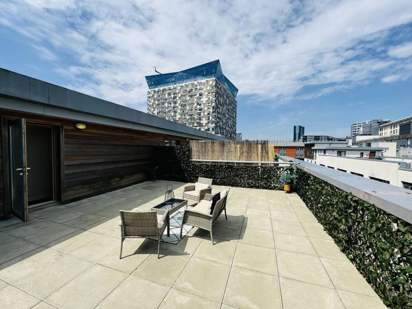 Апартаменты Birmingham Cube View Экстерьер фото