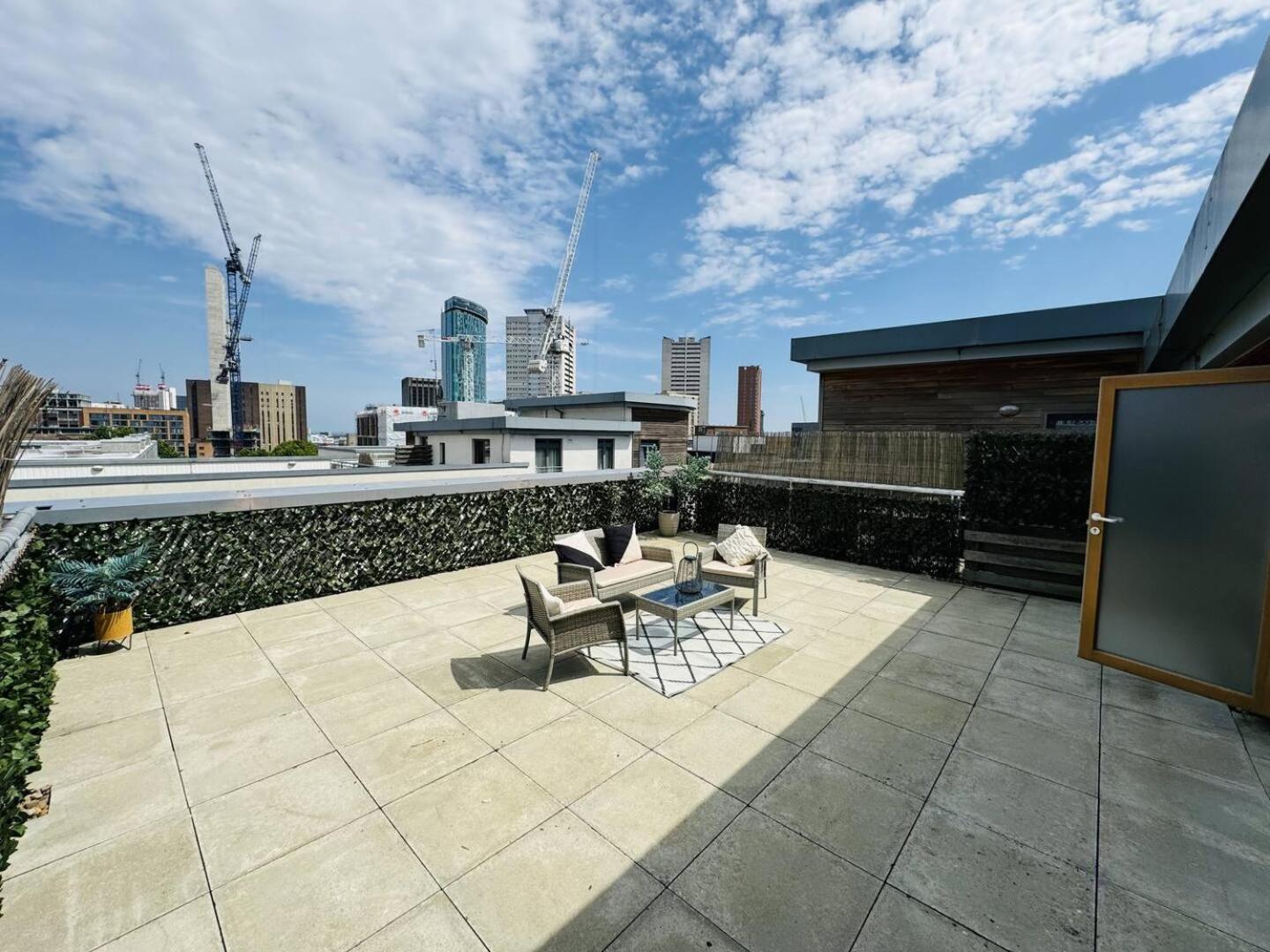 Апартаменты Birmingham Cube View Экстерьер фото